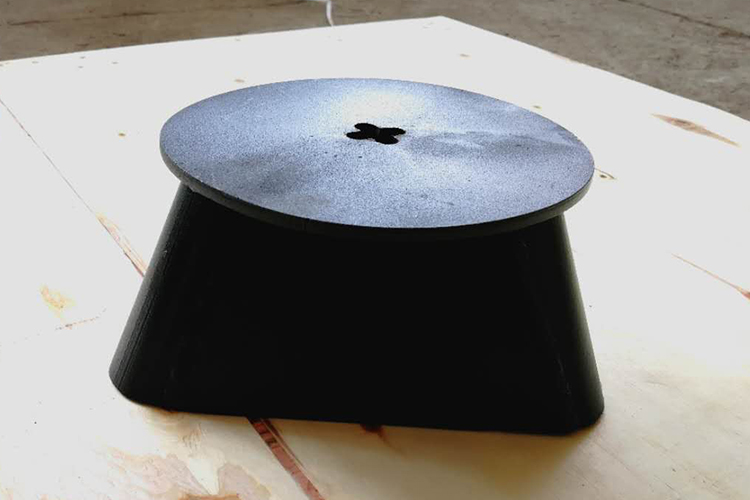 corten-barbecue-gn-bbq-207-hemisphere-steel-cauldron-tripod-hanging-bbq