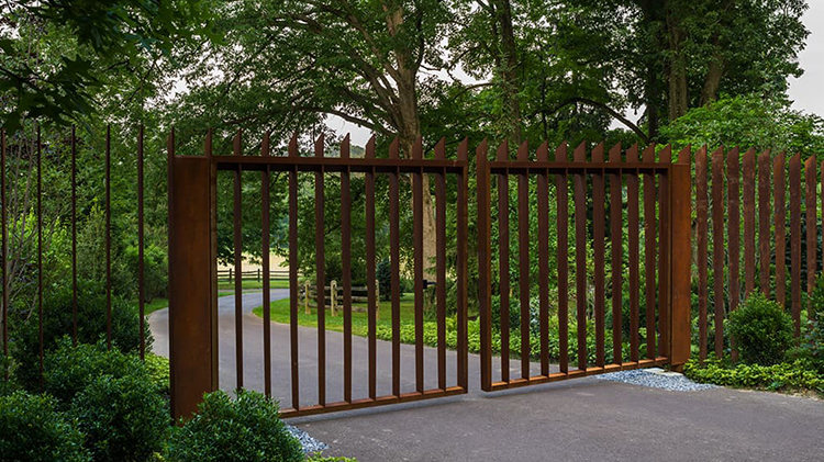 corten-steel-fence-gn-fc-002-thick-flat-panels-for-garden-security-driveway-gates