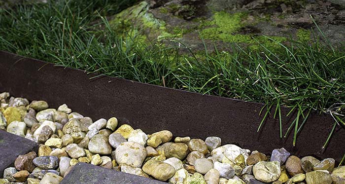 corten-bed-gn-ge-003-steel-hammered-in-landscape-edging