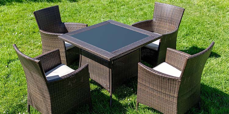 outdoor-furniture-gn-of-031-pe-rattan-table-and-chairs-set