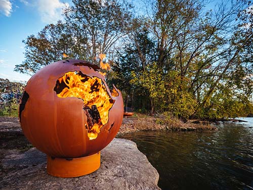 world-globe-fire-pit-gn-fb-105-corten-fire-sphere
