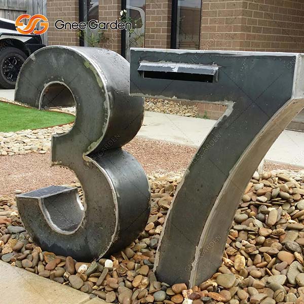 corten-steel-letters-gn-lb-001-c-mailbox