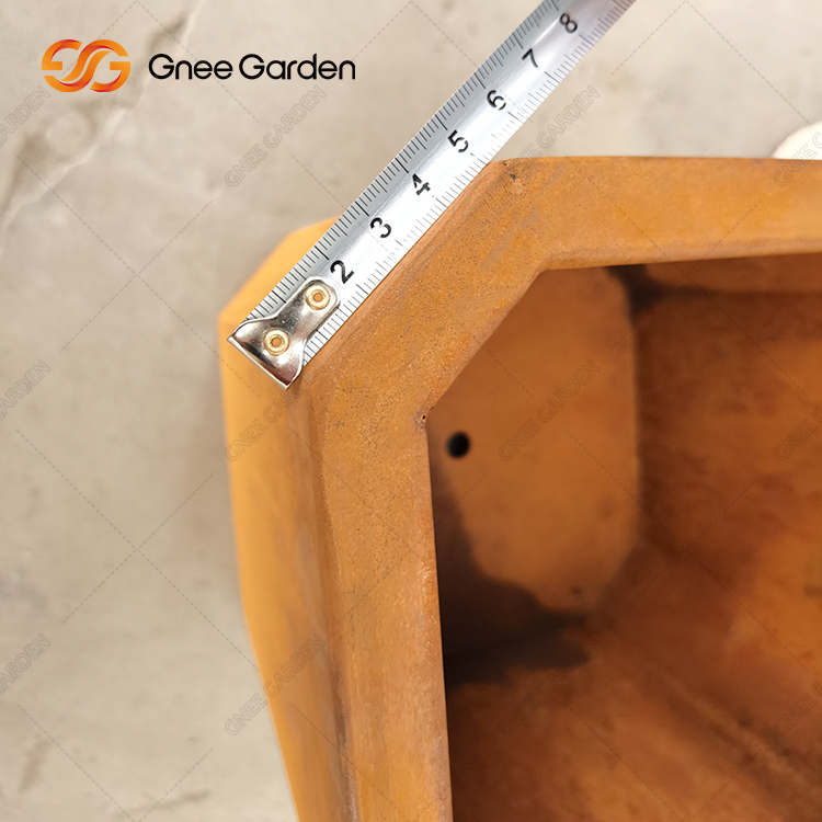 corten-planter-box-gn-pr-1221-octagon-design-flower-pot