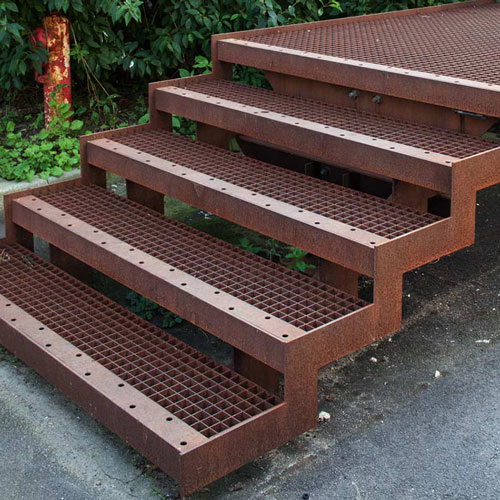 corten-steel-stair-grille-style-steps