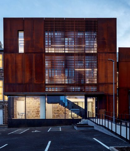 Corten-Steel-Extension