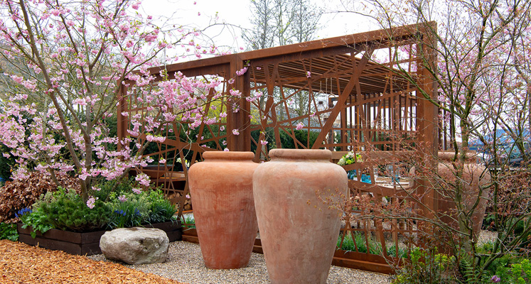 gnee garden 