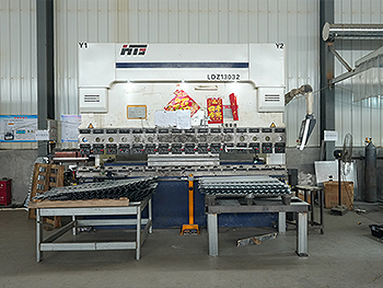 Forming Machine