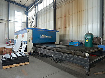Laser Cutting Machine